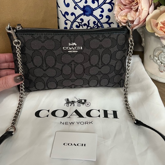 ♥️ Coach signature print crossbody - Picture 5 of 7